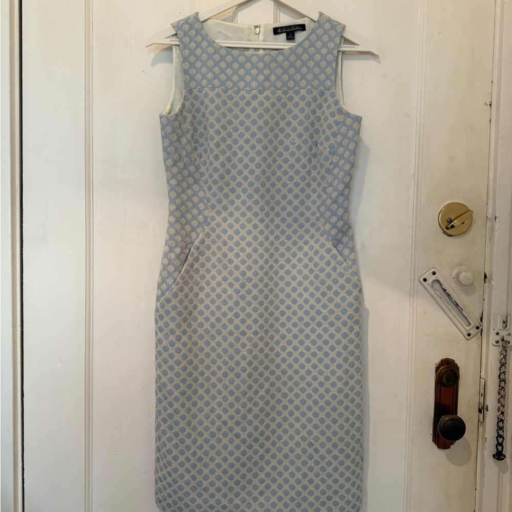 Brooks Brothers Gray and White Sheath Dress Square Neck Sleeveless